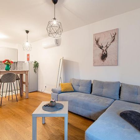 Flexible Selfcheckins 39 - Zagreb - Parking - New Appartement Buitenkant foto