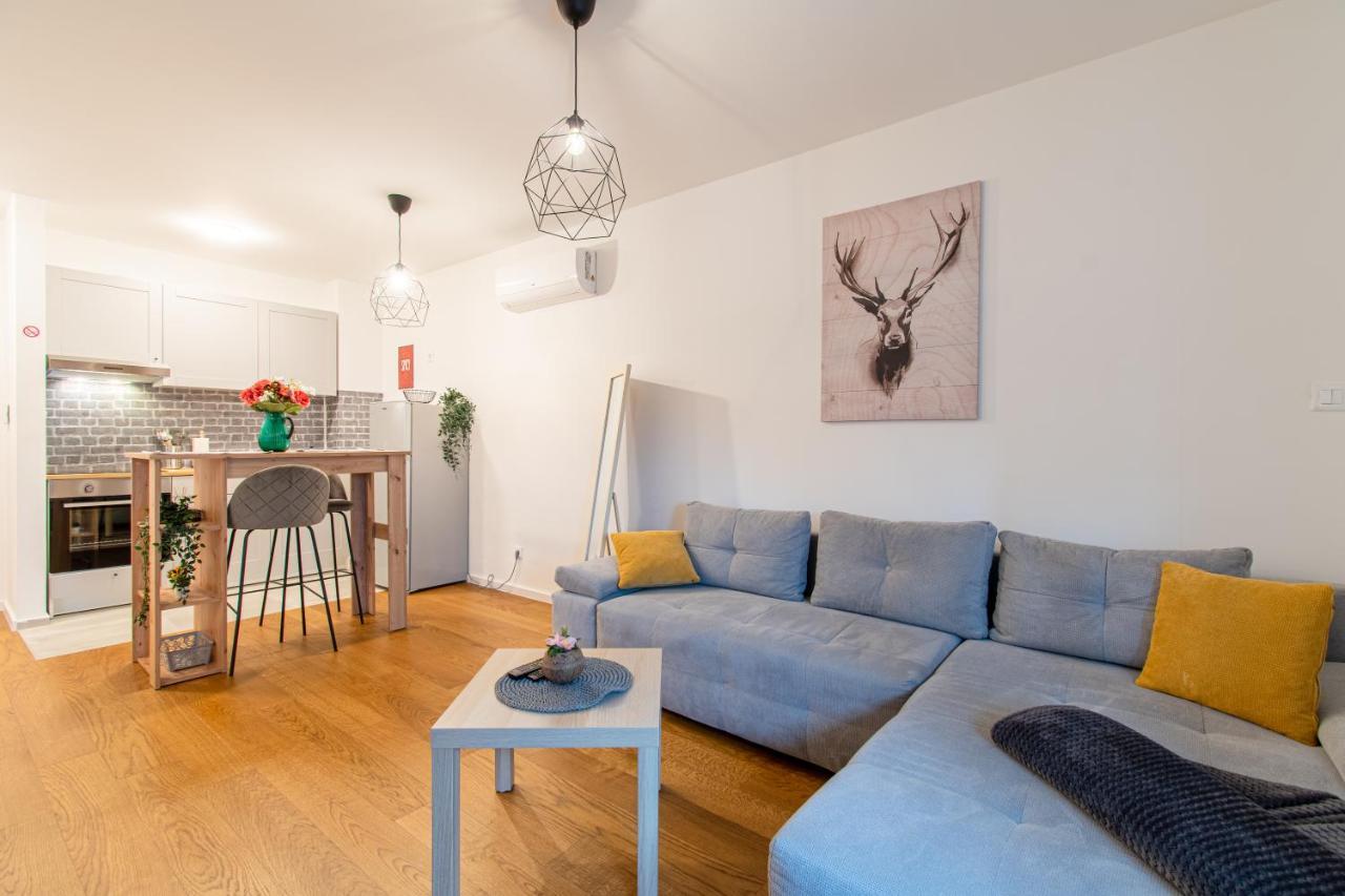 Flexible Selfcheckins 39 - Zagreb - Parking - New Appartement Buitenkant foto